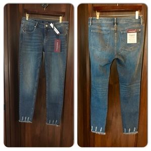 NWT Vigoss Jagger Skinny Jeans